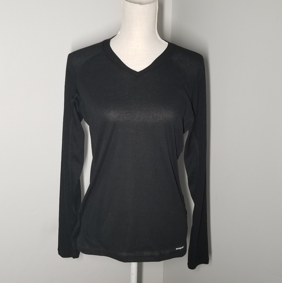 Patagonia Tops - Patagonia Woman's Thermal Shirt Capilene 2 V-Neck